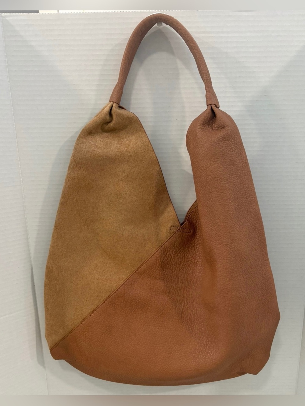 LIKE NEW Shiraleah Arden Women’s Tan Two-Tone Vegan Leather Relaxed Hobo Tote - Picture 2 of 9